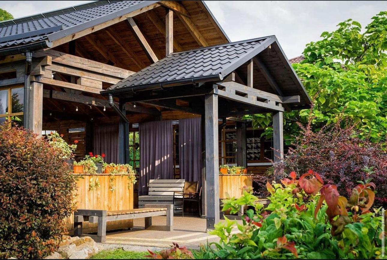 Hotel Bannyi Dvir Uzyn Luaran gambar