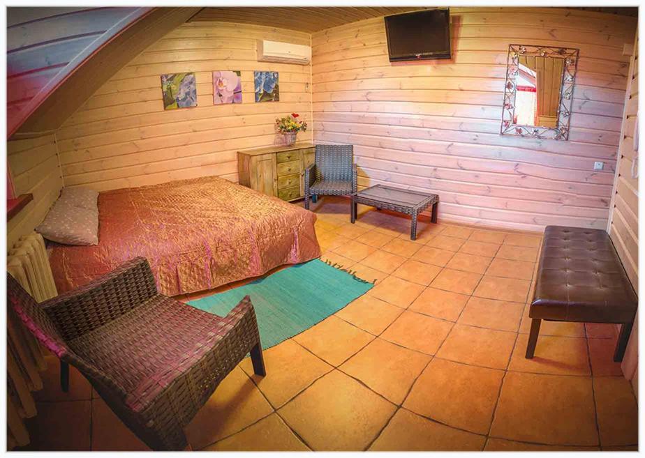 Hotel Bannyi Dvir Uzyn Luaran gambar