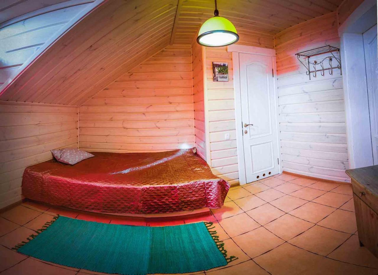 Hotel Bannyi Dvir Uzyn Luaran gambar