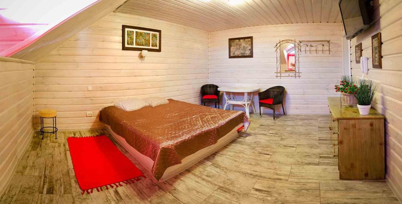 Hotel Bannyi Dvir Uzyn Luaran gambar